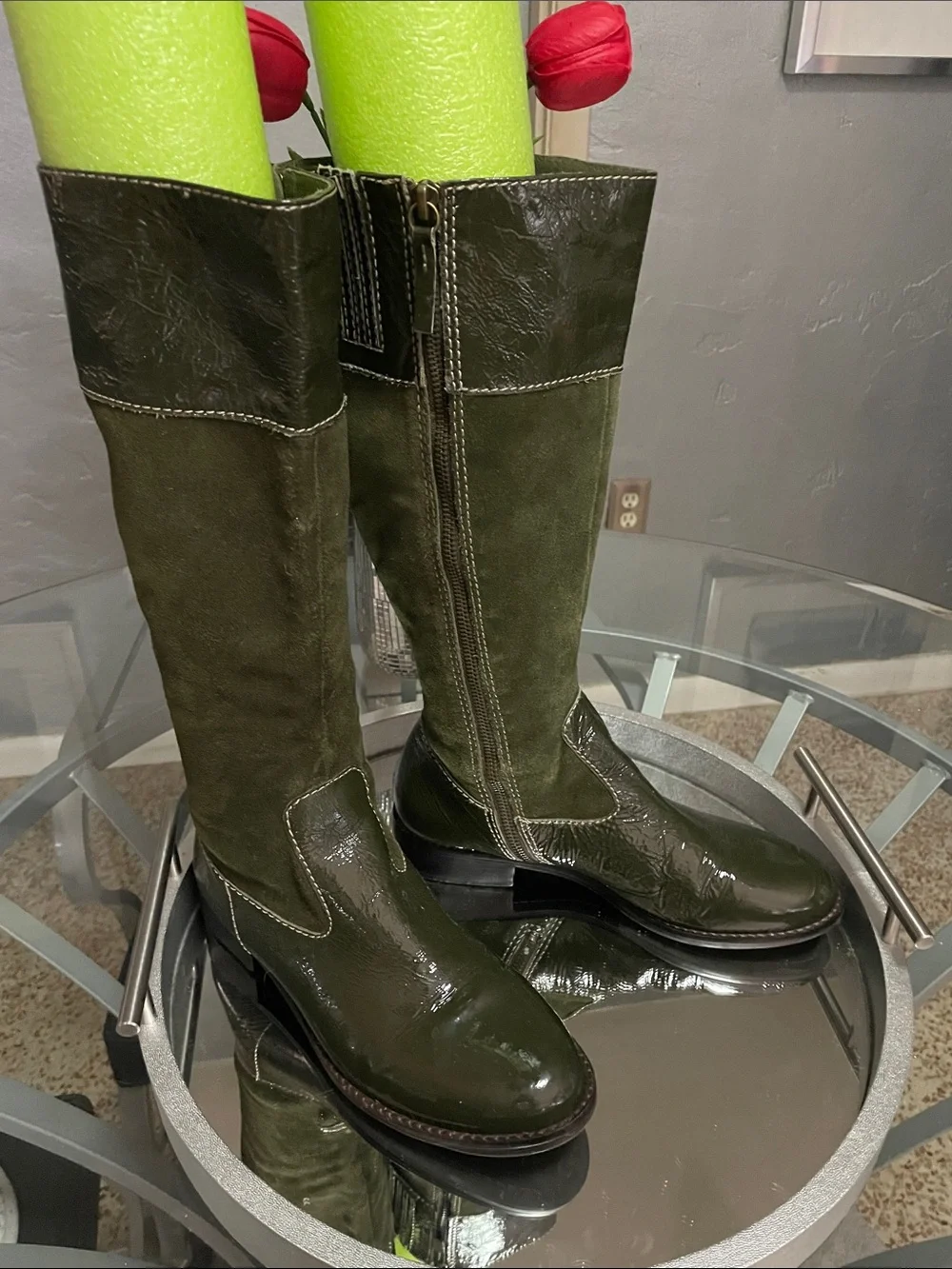 Boden Women's Knee-High Olive Green Suede & Patent Leather Boots GUC Sz 9/39